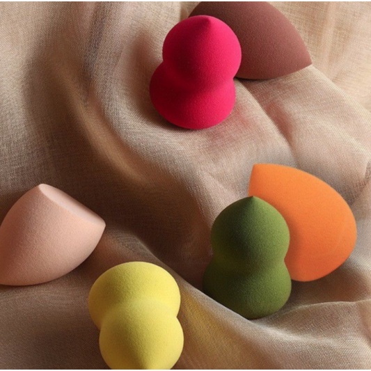 ❤ IJN ❤ Beauty Sponge Blender Teardrop Spons Blender Make Up Telur Murah Gucci Flat