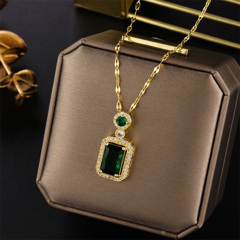 Mewah 18K Emas Zamrud Liontin Kalung Wanita Pertunangan Pernikahan Set Perhiasan Cubic Zirconia Berlian Aksesoris