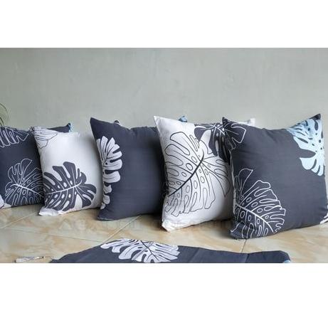[MW.21De22ĸ] 1 Set Bantal Sofa dan Sarung Bantal isi 5 Motif Segitiga Abstrak Retro Modern Minimalis