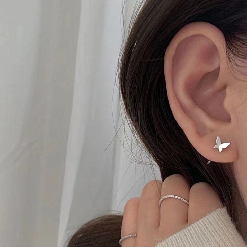 Anting Perak Tipe C Korea Untuk Wanita Sederhana Kupu-Kupu Ear Hook Fashion Earring Aksesoris Perhiasan