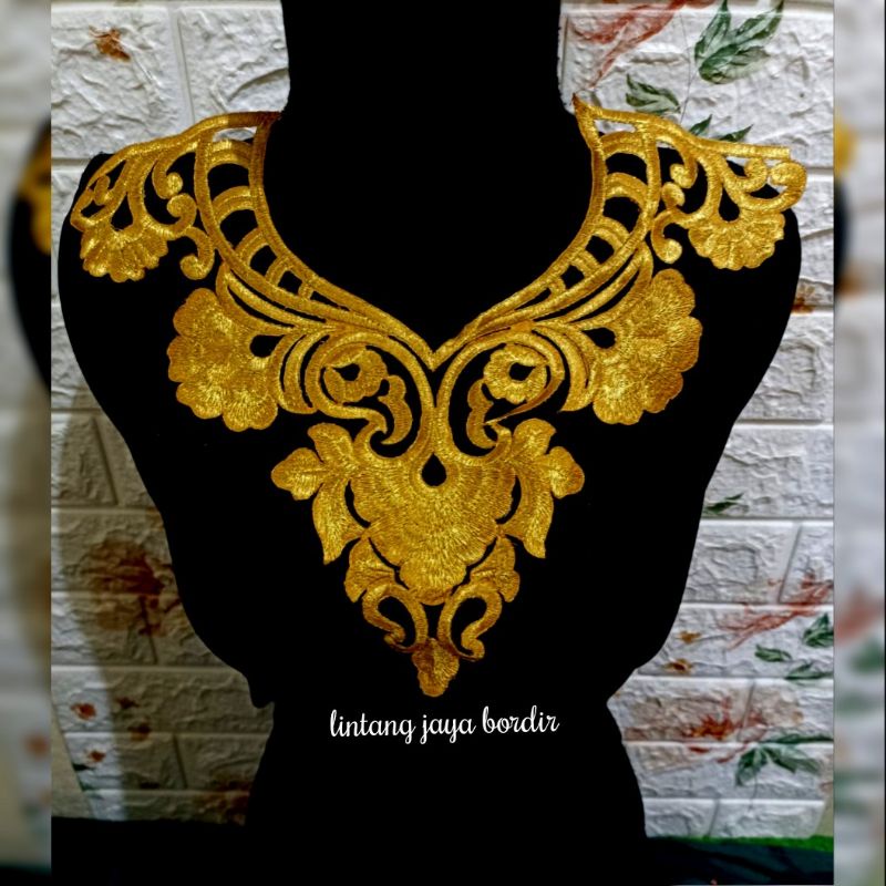 bordir aplikasi kace/acc daun kipas