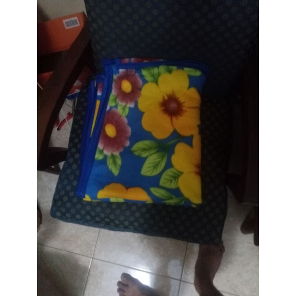 selimut bekas