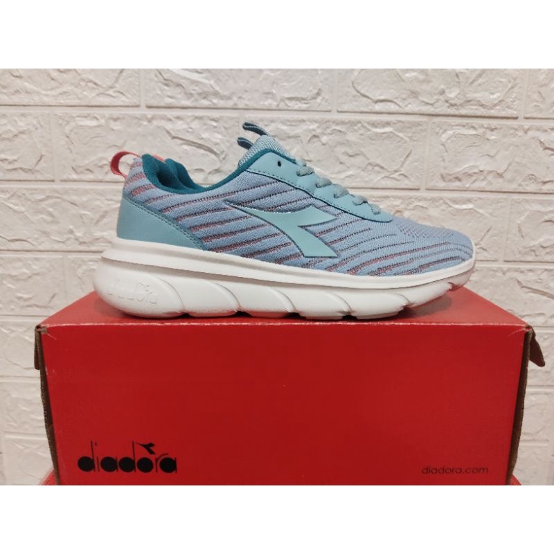 Sepatu Original DIADORA EMPOLI W Art. X22F0408U