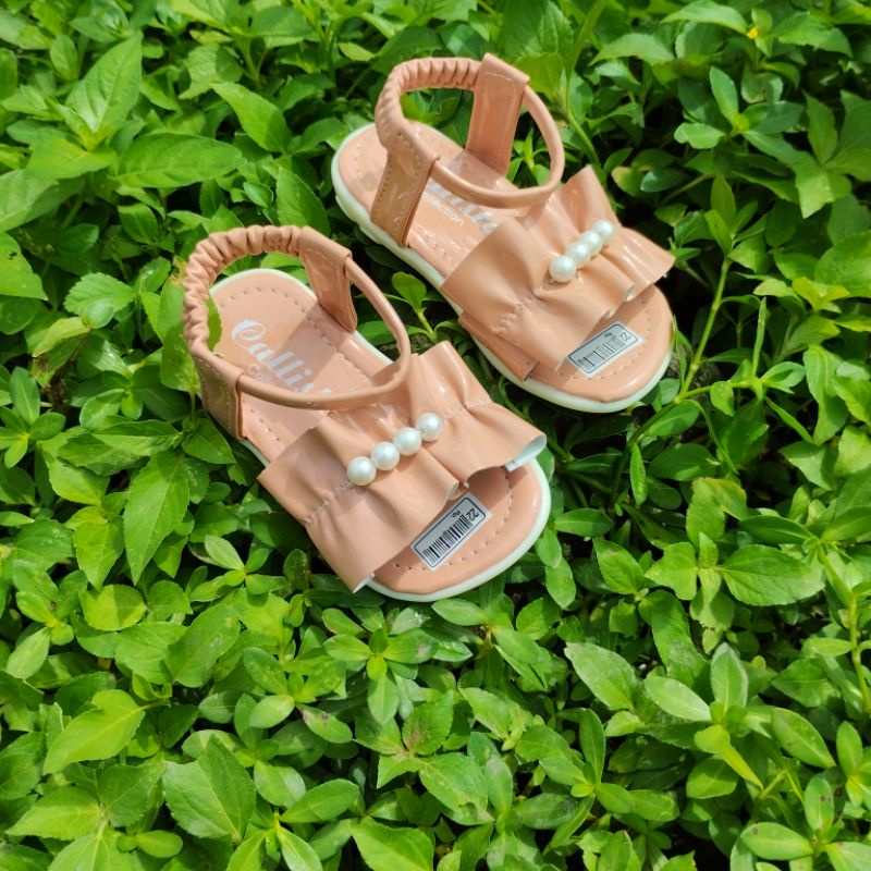 khainuana sandal anak mutiara size 22-25