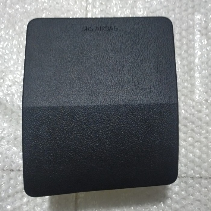 Cover Airbag Dashboard Tutup Dashboard Penumpang Toyota Raize Original