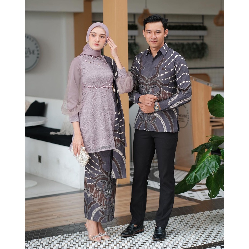 Batik Couple Kebaya Modern Kebaya Tunangan Lamaran Baju Wisuda Batik Brukat Terbaru 2023