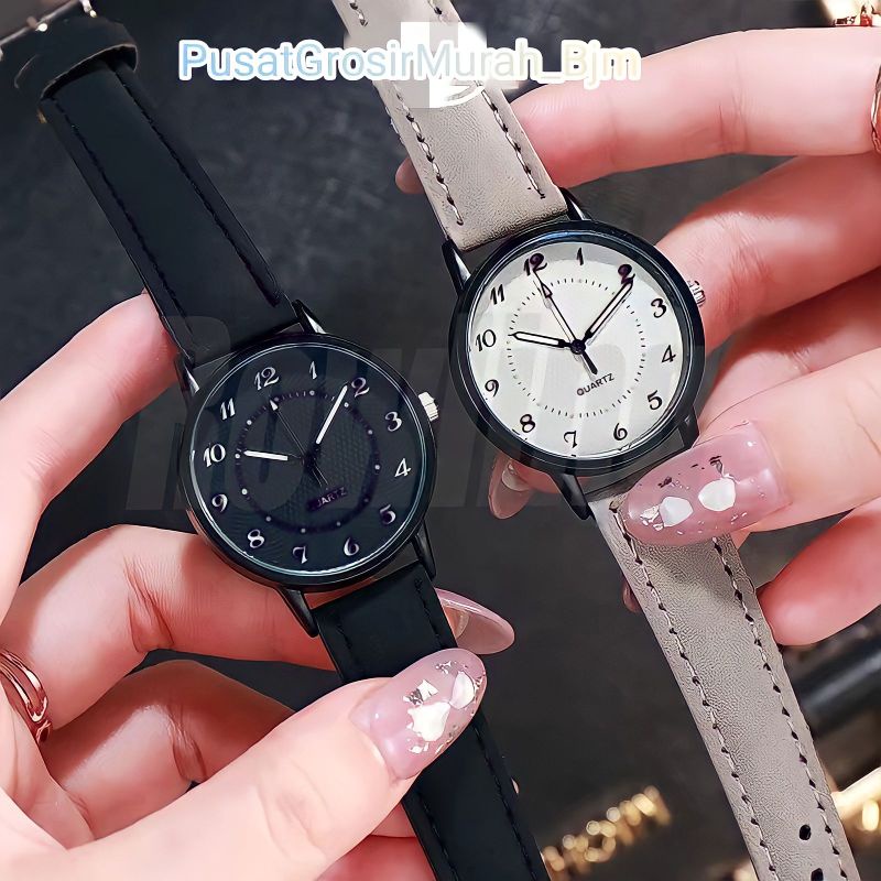 Jam Tangan Wanita Bulat Jam Tangan Wanita Quartz dengan Strap kulit