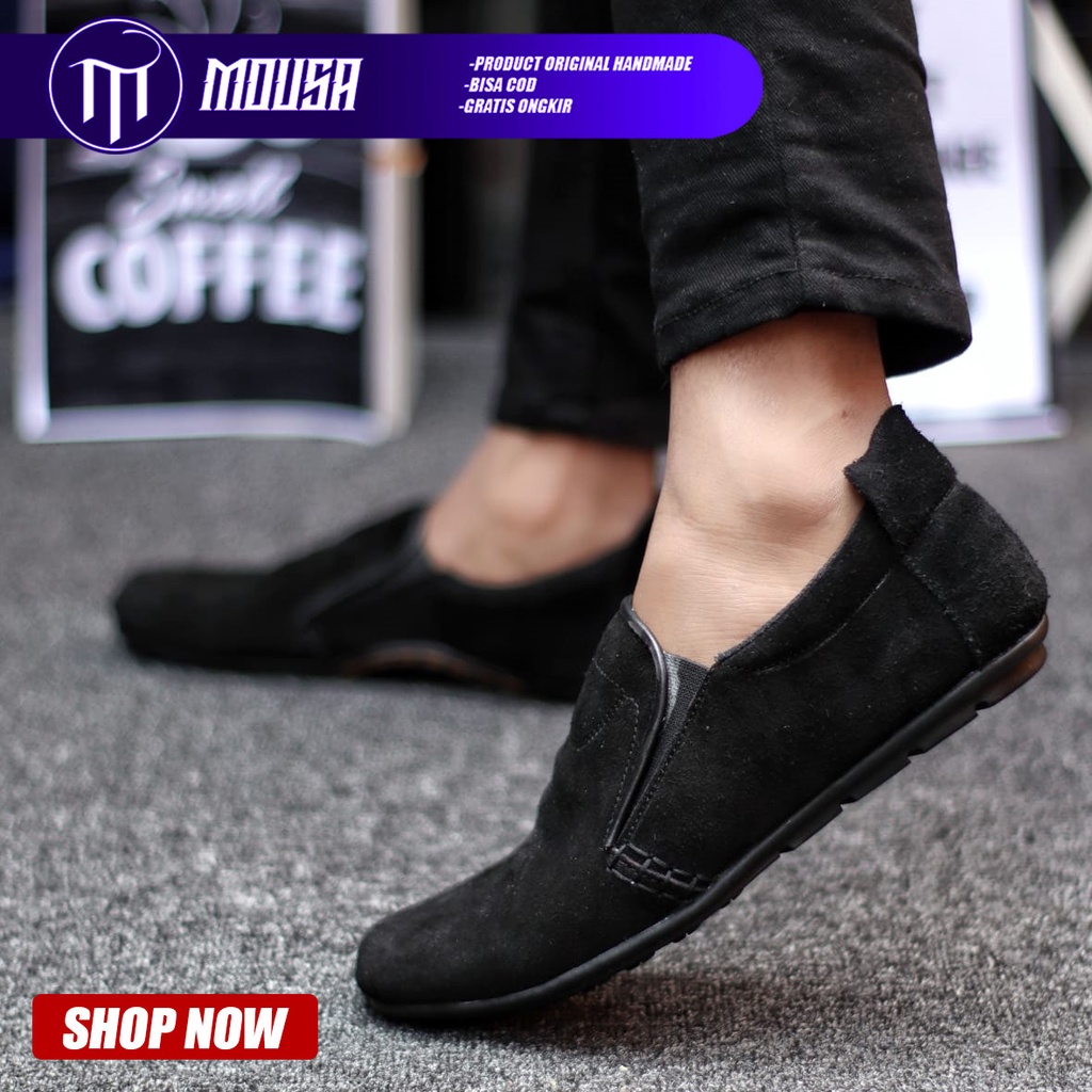 Sepatu Casual Slip On Pantofel Kulit Suede Kerja Pria Hitam Mousa Seya