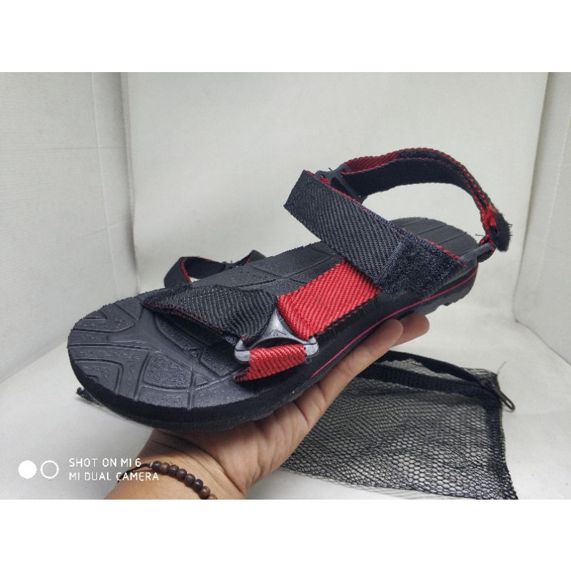 sandal gunung pria sandal gunung wanita sandal gunung  sandal outdoor pria sandal outdoor sandal out