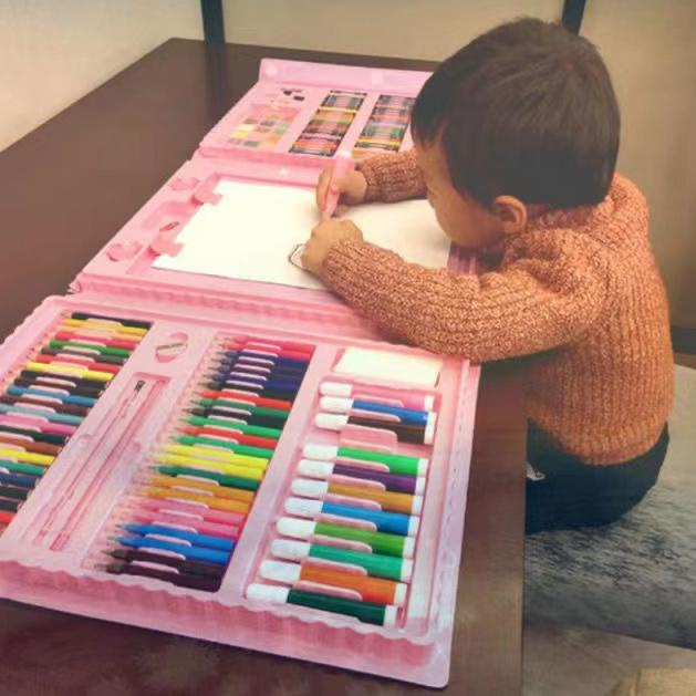 

[PRODUK CRKDS] Crayon Anak Pengasah 208pcs Set Alat Menggambar Melukis Anak-anak Crayon Cat Air Pensil FCT