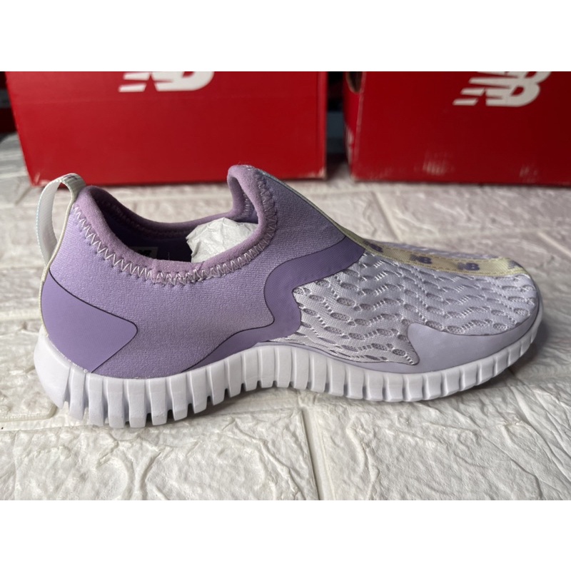 Sepatu Anak Wanita New Balance