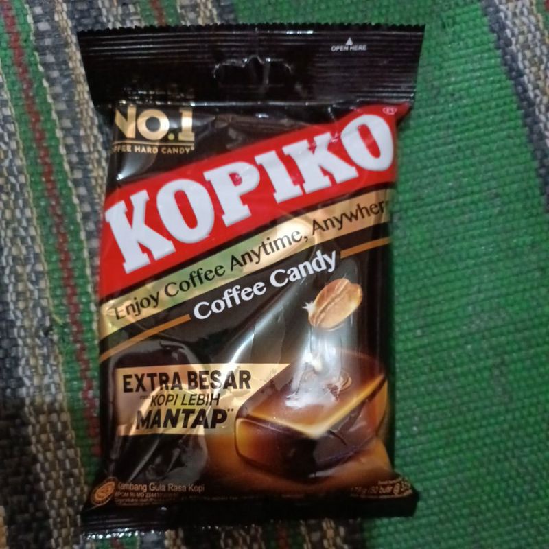 

KOPIKO COFFEE CANDY 1PACK KEMBANG GULA RASA KOPI KOPIKO HITAM clasic