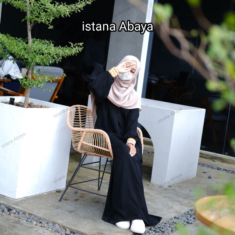 Terbaru dan terkeren abaya Tgn Karet Jaket(Wudhu friendly) bnr2 Cantik bgt begitu elegan terbaru dari istana abaya! kekinian