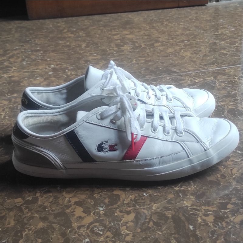 Sepatu Lacoste second