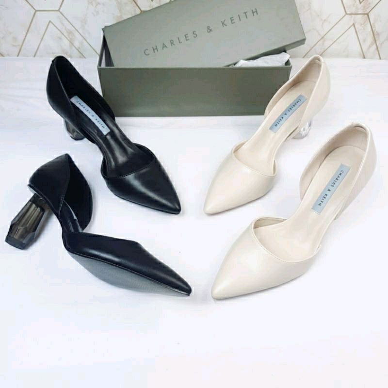 Preloved sandal bekas jakarta CNK Transparent Cylindrical Heels sandal high wanita charles n keith b