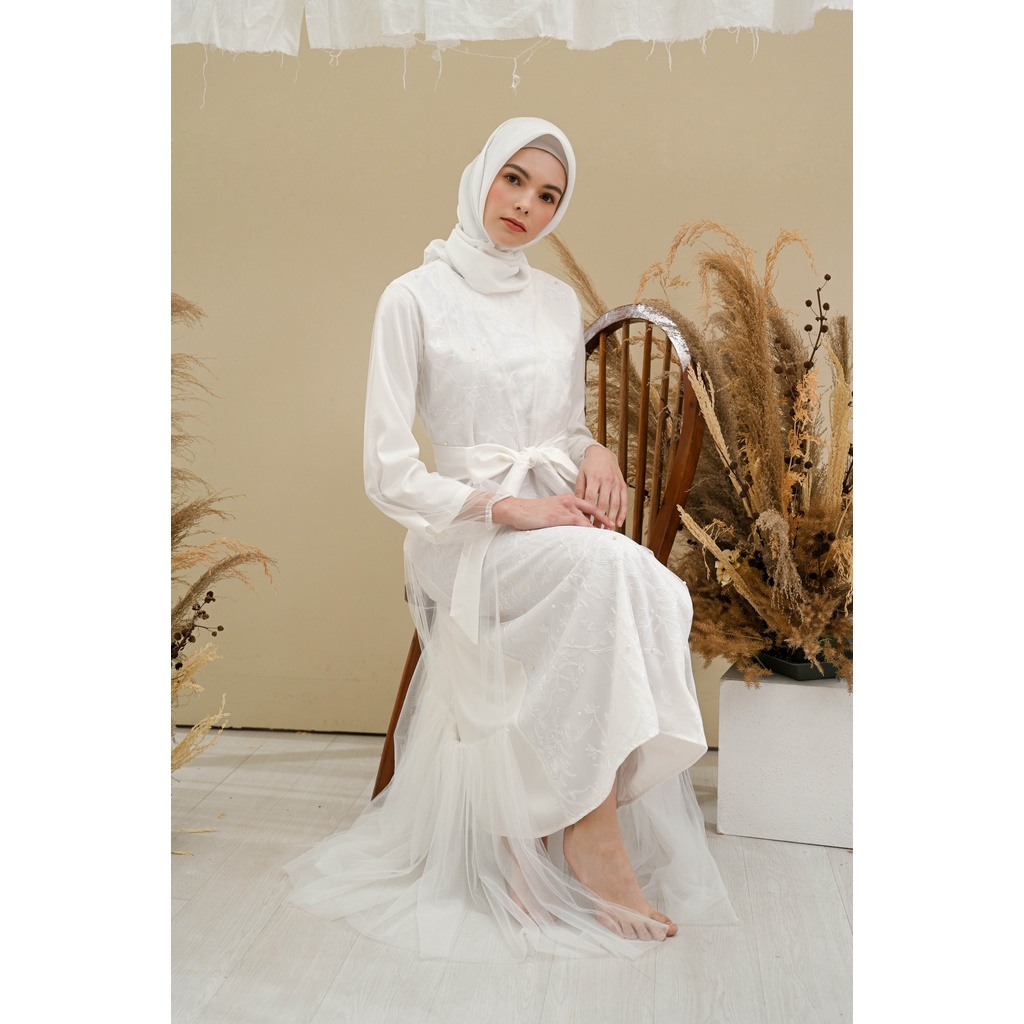 Gaura Hijab Robe-Flower Endurance Collection-KIMONO ROBE PENGANTIN / BRIDESMAID