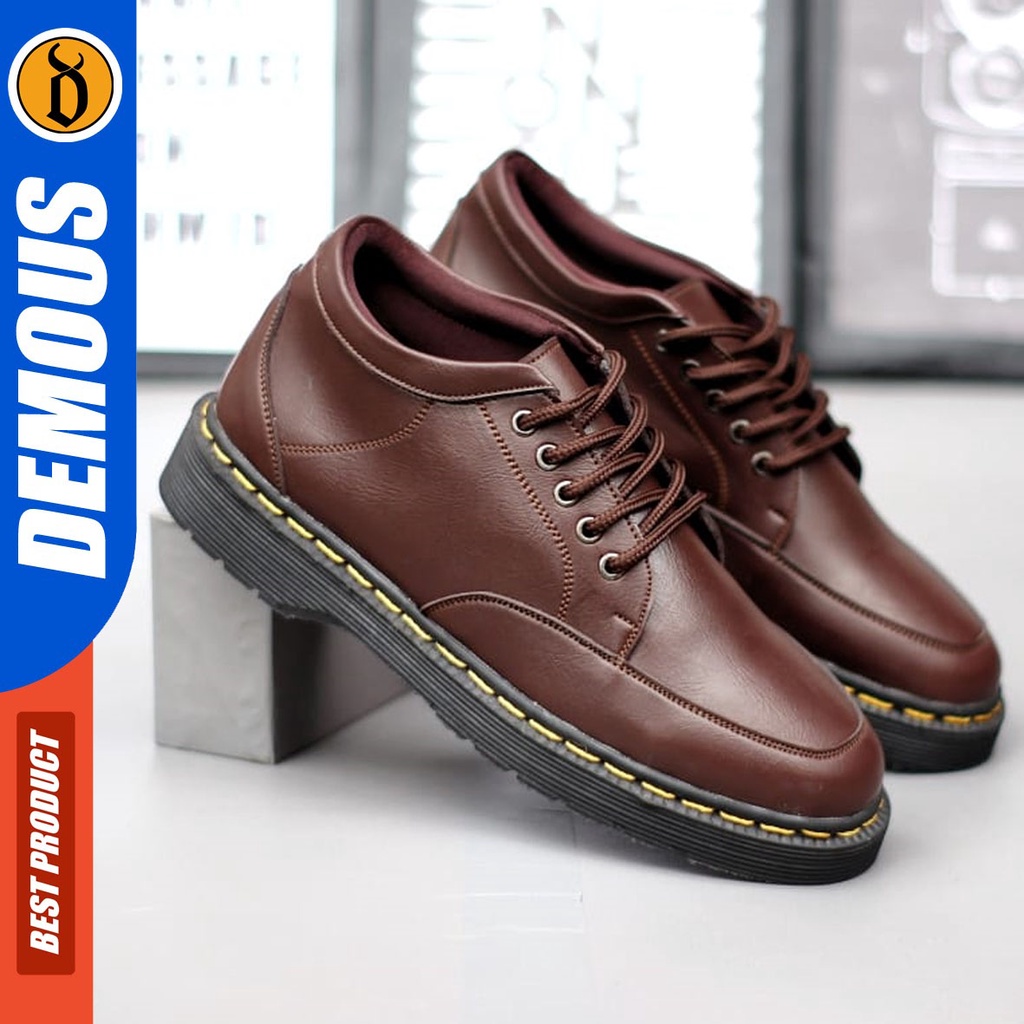 DEMOUS Vegit - Sepatu Loafers Docmart Formal Pantofel Kerja Pria Hitam