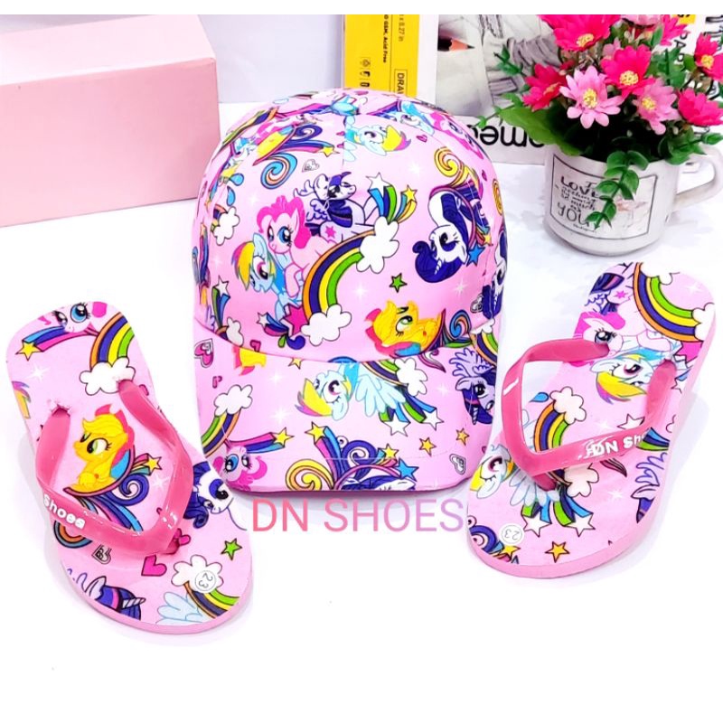 Paket Topi Anak Perempuan Sandal Jepit Anak Perempuan Paket Sandal Flat Anak Topi Baseball Anak Lucu Murah Karakter Kuda Poni Rainbow Pink
