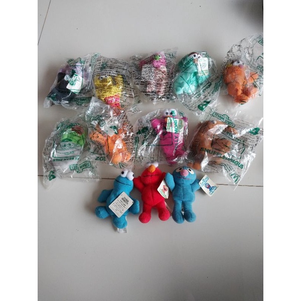 Mainan mcd sesame street. boneka mcd sesame street