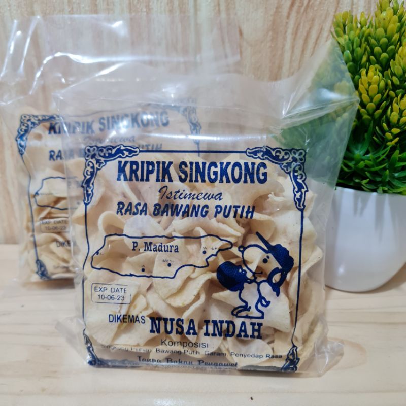 

KRIPIK SINGKONG MADURA BAWANG PUTIH ASIN GURIH 300gr Bulat