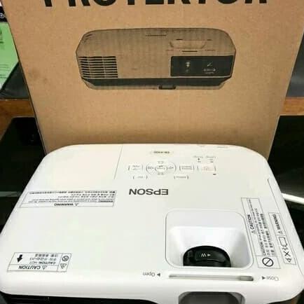 Proyektor Epson EB-X100