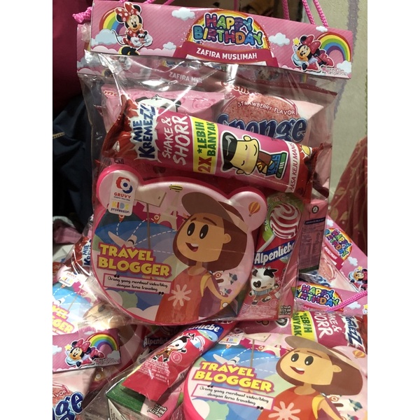 

Paket snack ultah anak edisi warna Pink