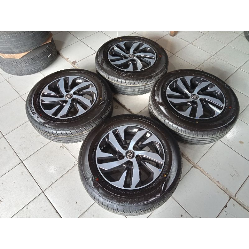 pelek copotan mobil baru Toyota rush ring  16+ban dunlop 215 65 R16 lebar 6,5 et 50 pcd 5x114