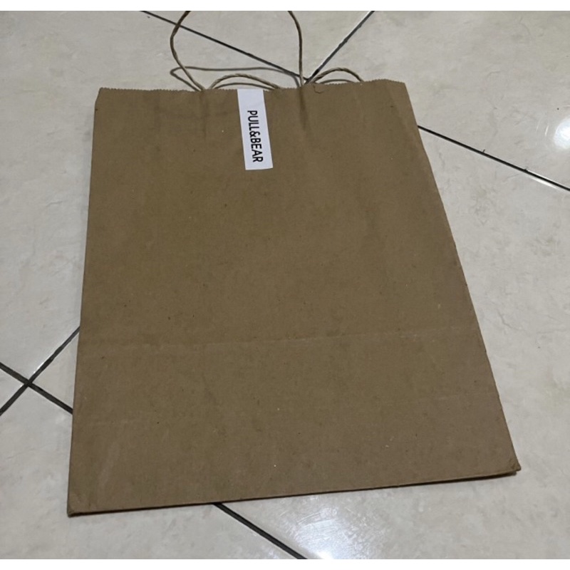 

preloved paper bag pull & bear