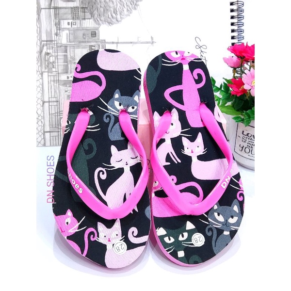 Sandal Anak Perempuan motif Kucing hitam
