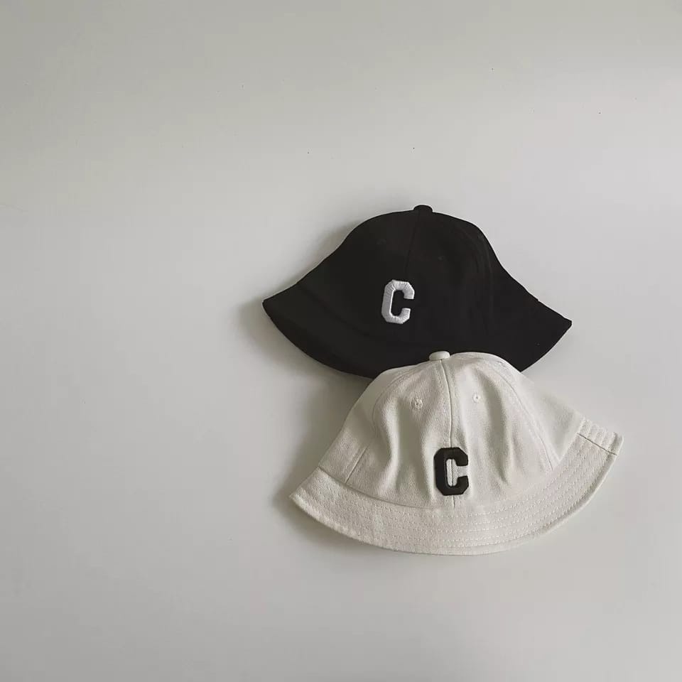 READY!!! topi bucket hat anak unisex kekinian ala korea motif huruf C import untuk usia 1-5 tahun