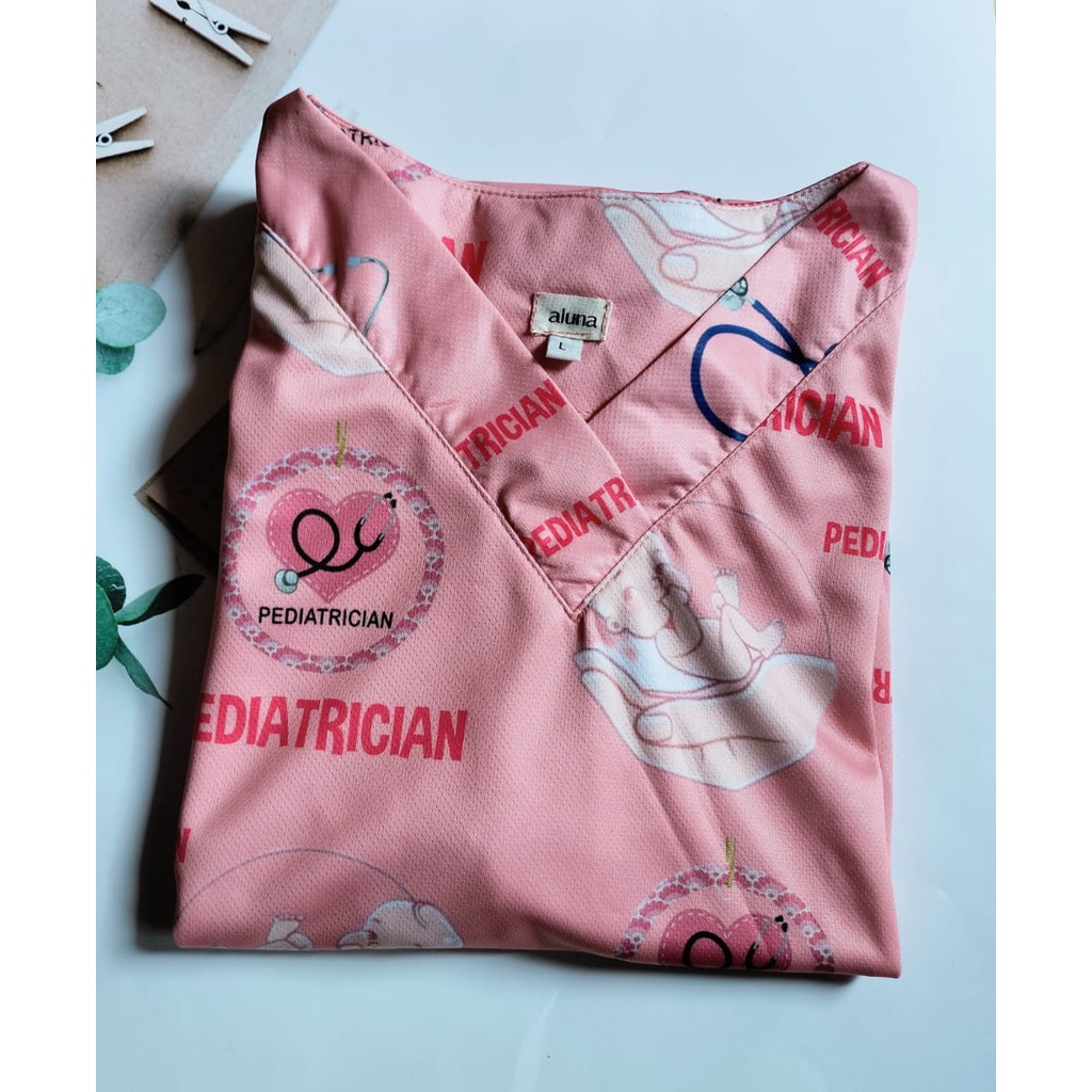 Baju Dokter / Scrub Medis Motif / Baju Jaga Dokter / Baju Praktek Dokter / Baju Perawat Pediatrician