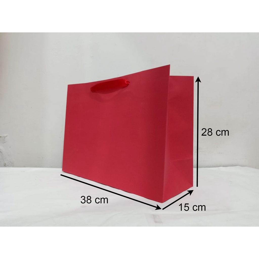 

PaperBag Polos - Buffalo Merah - 38 cm x 15 cm x 28 cm