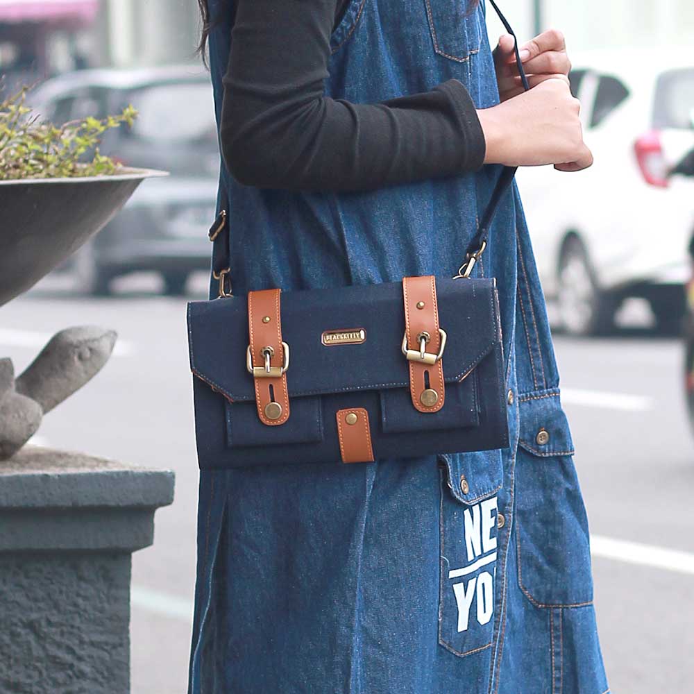 Tas Samping Dompet Clutch Blackkelly Wanita Perempuan Bahan Canvas Casual Biru Navy