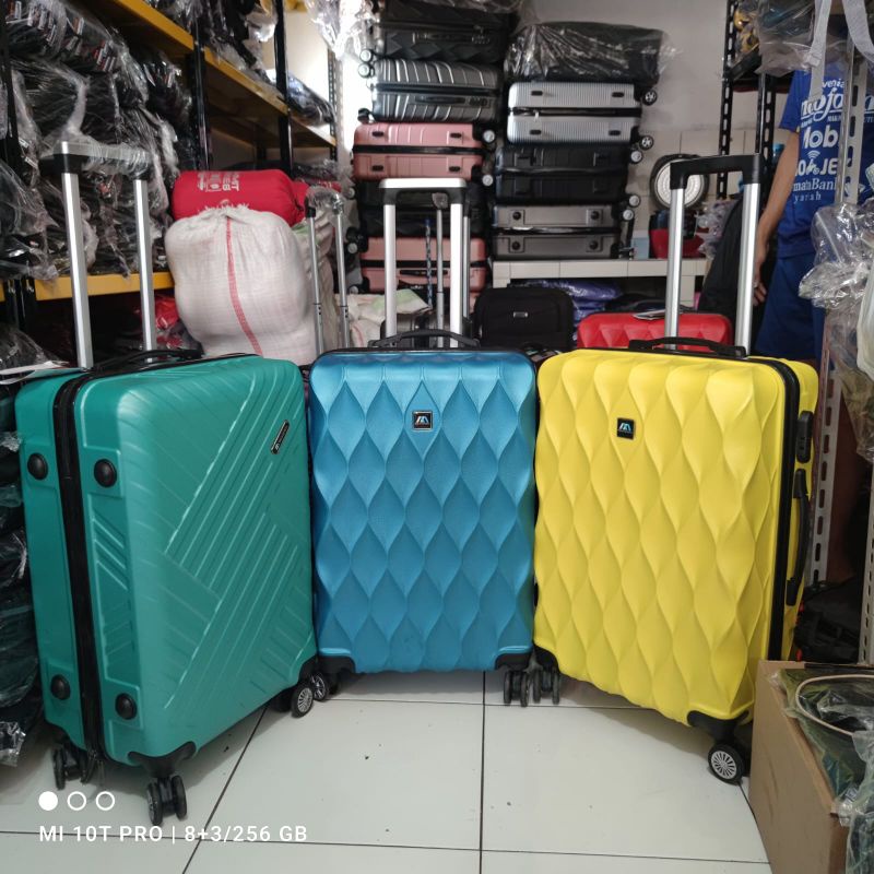 Koper 24 inch / 20 inch polo Geneva Roda 4 fiber ABS