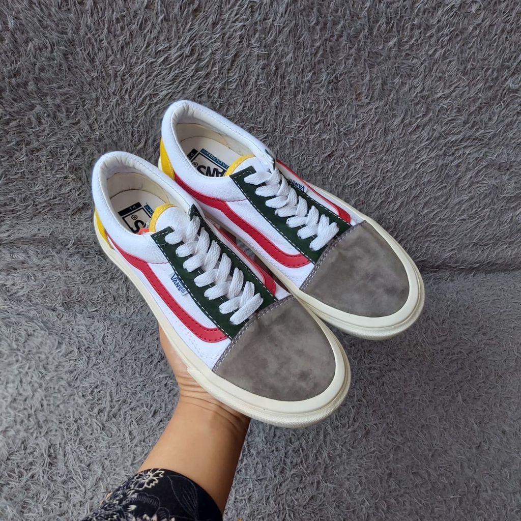 Sepatu Vans Oldskool Color White Sneakers Pria Kets Hitam Merah tua Putih Kado Hadiah Sekolah Kuliah Kerja