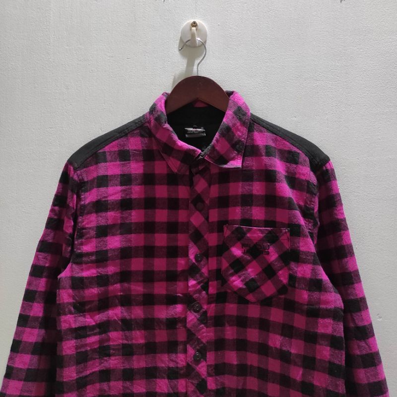 Kemeja flanel Fubu size M