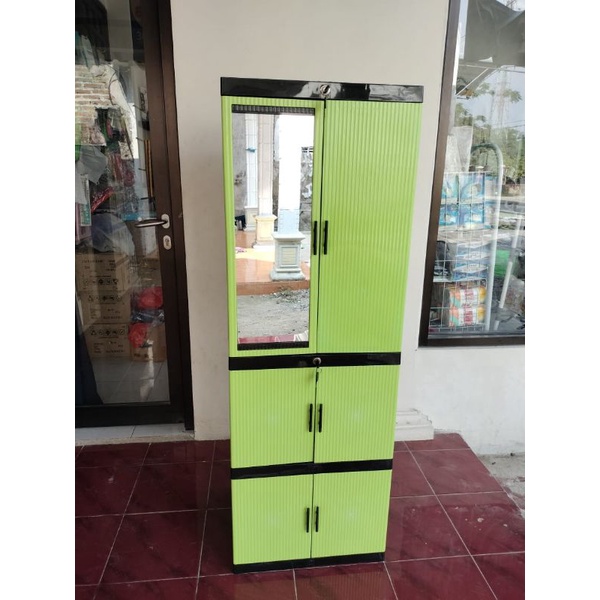 LEMARI KIMPLAST GANTUNG