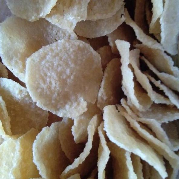 

↩ Kerupuk beras(puli) mentah kecil 500 g ゞ