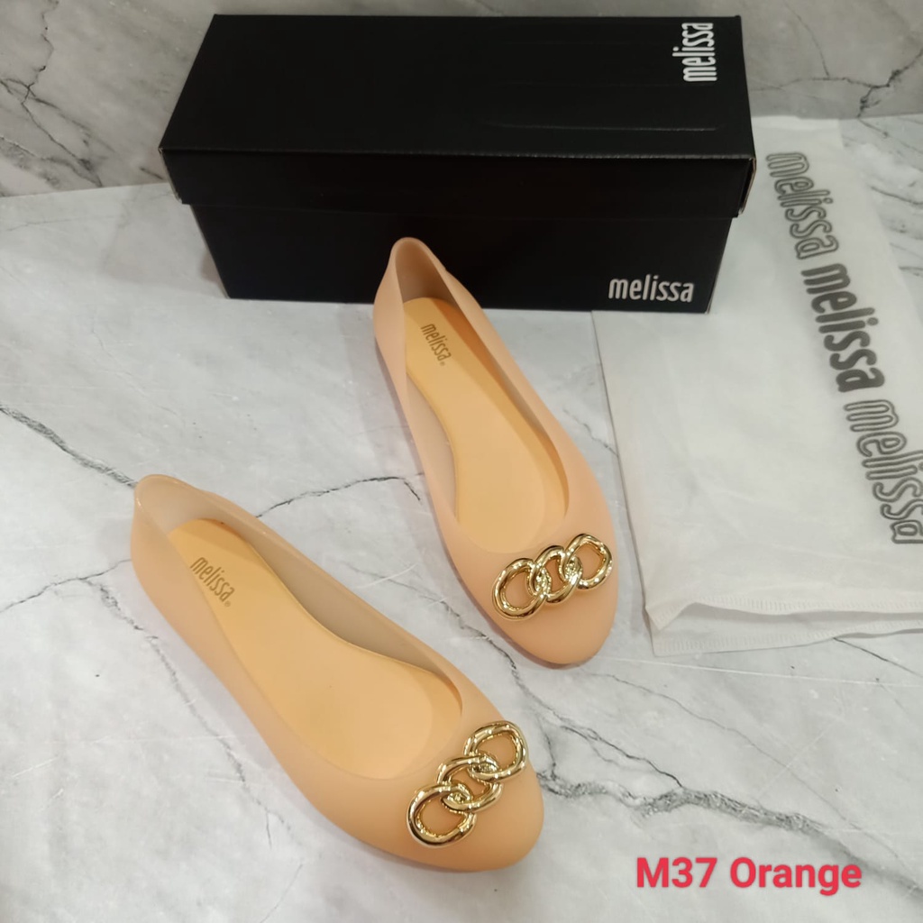 Flat Shoes Wanita Mels M37