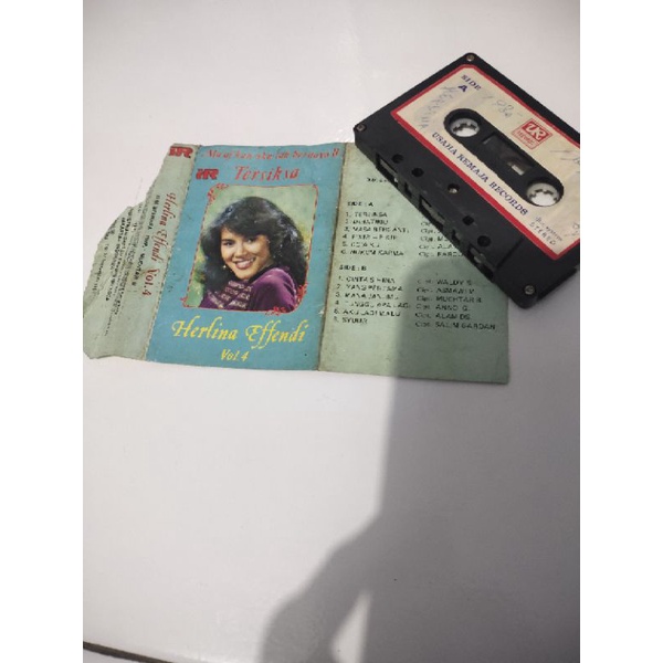 kaset pita herlina effendi / vol. 4 - tersiksa