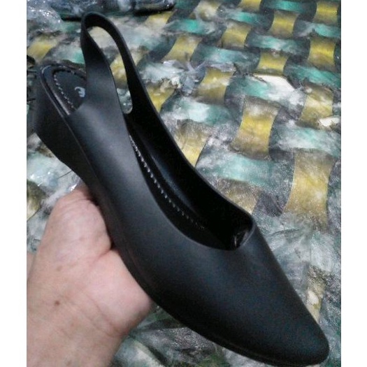 Fuhaha 709 - Sepatu karet Jelly Flat Shoes Hitam Polos Tali Belakang Size 36 - 40