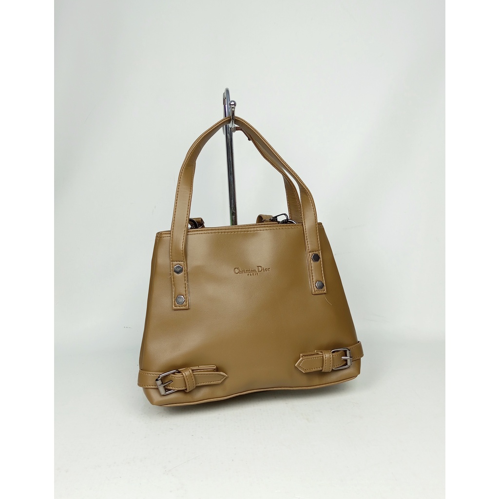 Tas Wanita Fashion Import Slingbag Tas Wanita Kekinian Style Korea Tas Pesta Tas Traveling Tas Wanita Murah