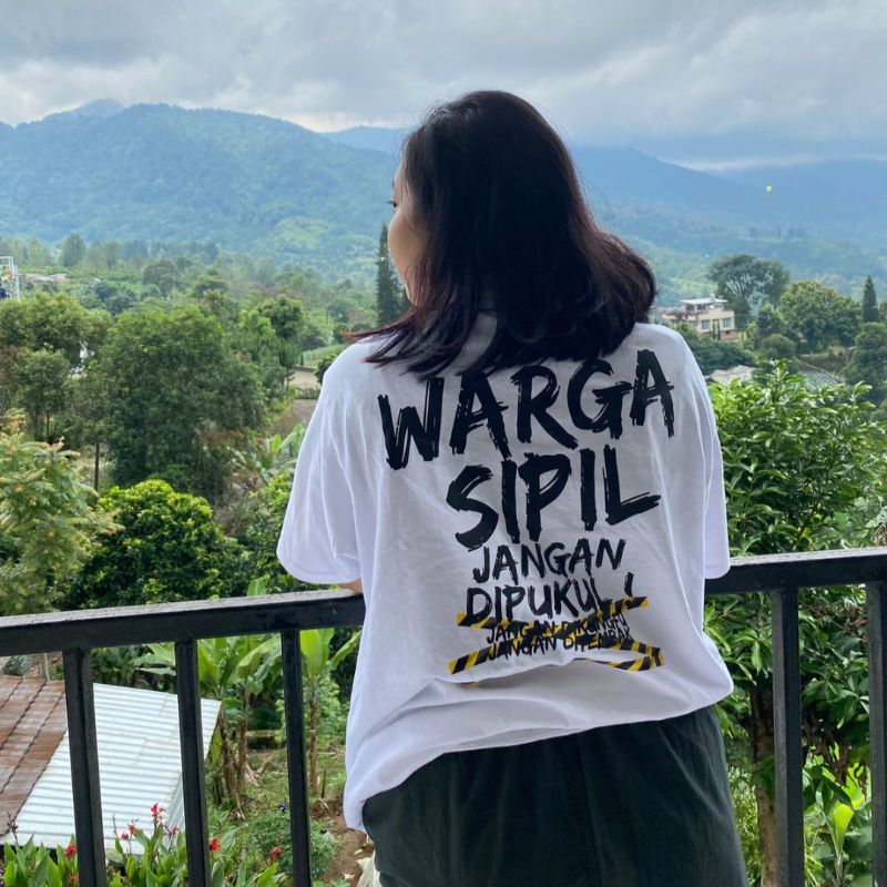 Kaos Warga Sipil