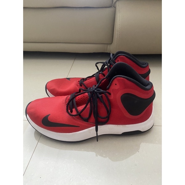 Sepatu Basket Nike Vesatille IV Merah