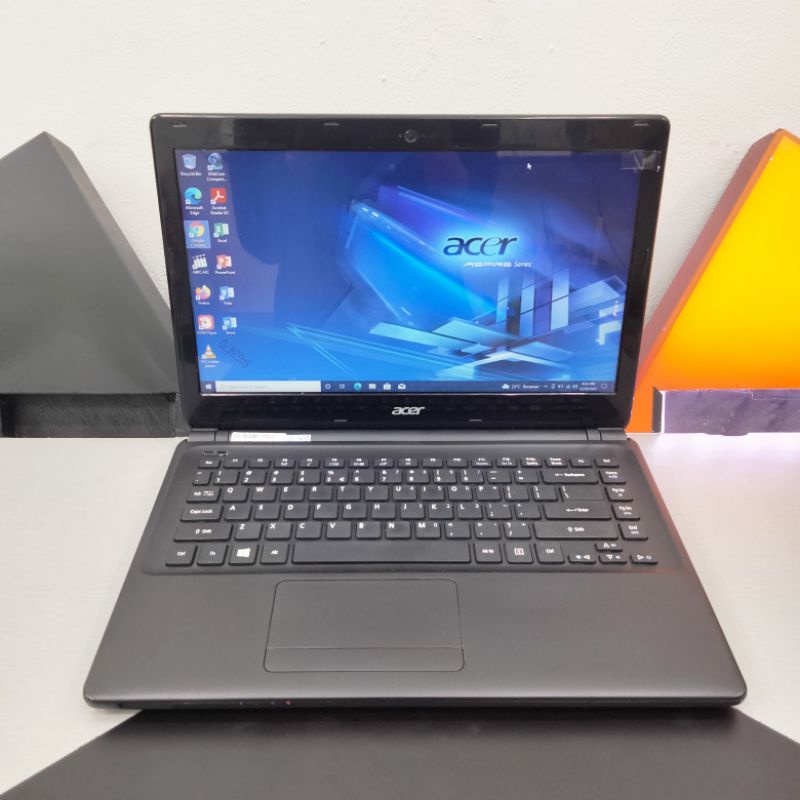 Laptop Acer Travelmate Intel core i3-4010U RAM 4 GB HDD 500GB