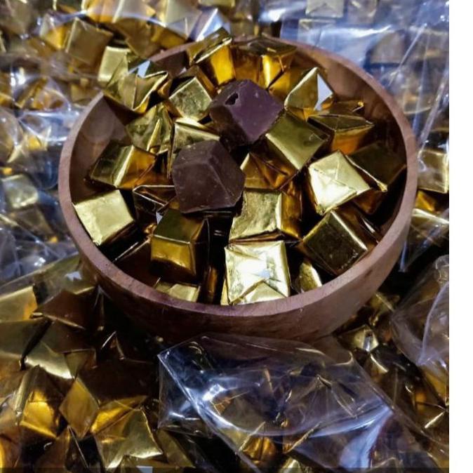 

Quality Control✅Promo Coklat piramid Silverqueen Mix 500gr isi 33pcs|SQ1
