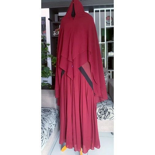 (Preloved) Setelan Gamis Syar’i by EFER | Warna Maroon | Harga beli 815.000