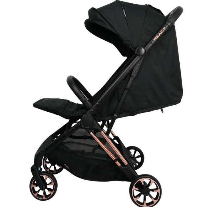 COCOLATTE REACT STROLLER ULTIMATE AUTOFOLD