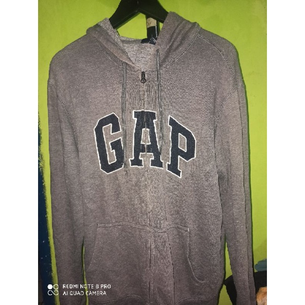 hoodie zip gap second