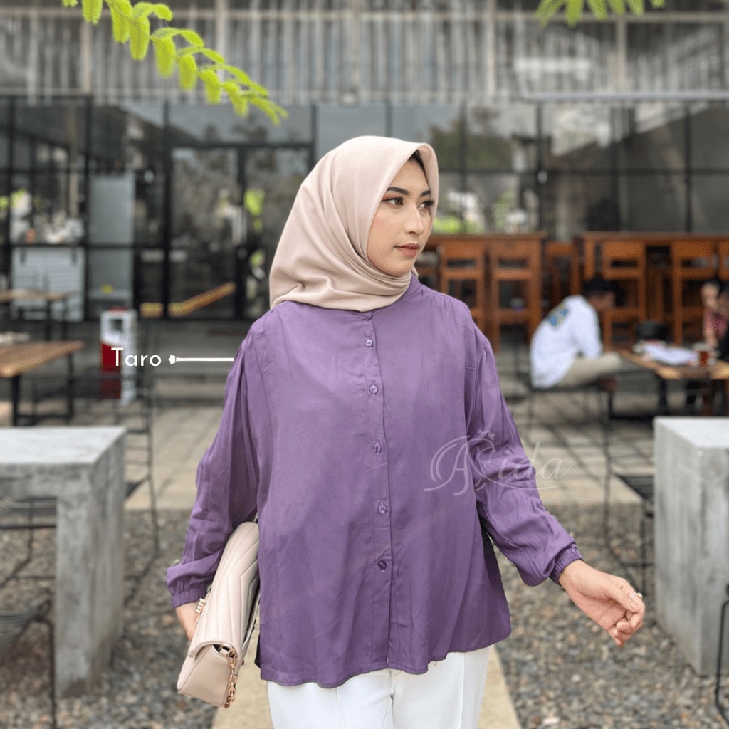 Lucca Blouse Kancing Belakang Premium HQ